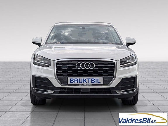 Audi Q2 2 of 5