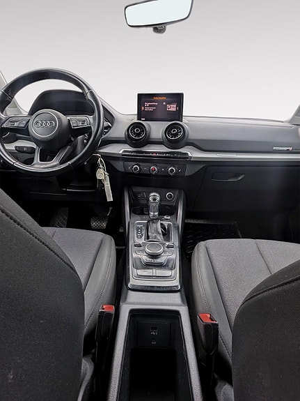 Audi Q2 13 of 15