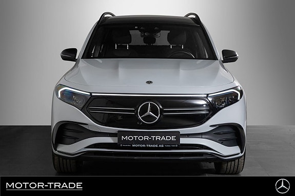 Mercedes-Benz EQB300 3 of 5
