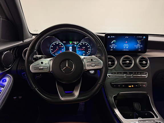 Mercedes-Benz GLC300 e 20 of 30