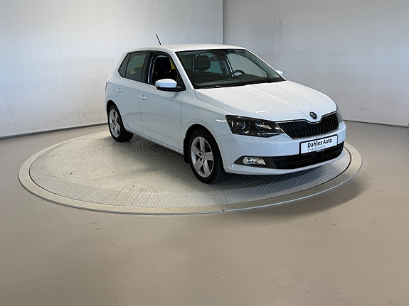 Skoda Fabia 2 of 30
