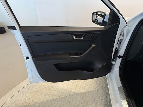 Skoda Fabia 28 of 30
