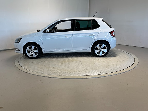 Skoda Fabia 9 of 30