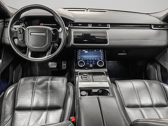 Land Rover Range Rover Velar 15 of 30