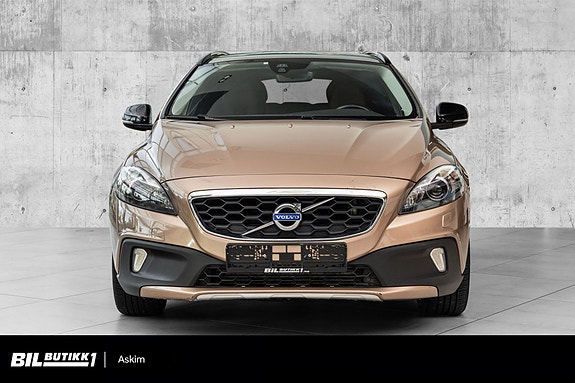 Volvo V40 Cross Country 3 of 5