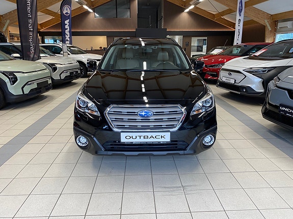Subaru Outback 2 of 5