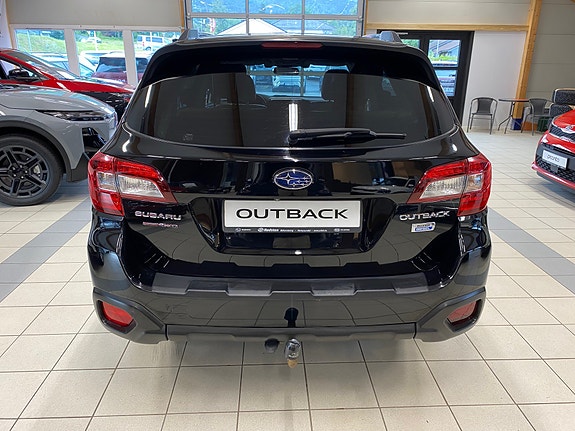 Subaru Outback 9 of 20