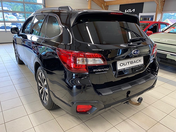 Subaru Outback 6 of 20