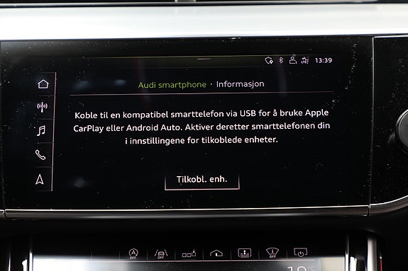 Audi A8 26 of 30