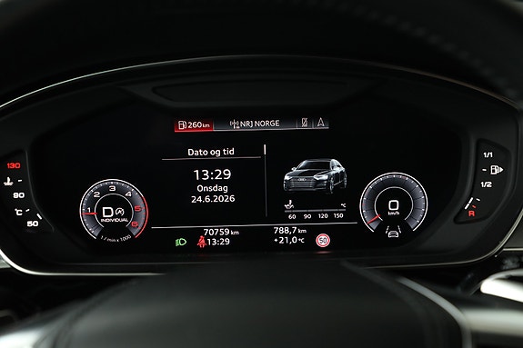 Audi A8 21 of 30