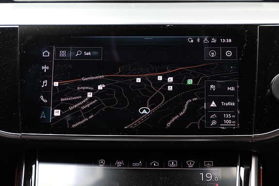 Audi A8 22 of 30