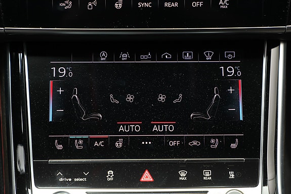 Audi A8 28 of 30