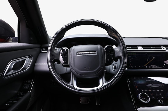 Land Rover Range Rover Velar 14 of 30