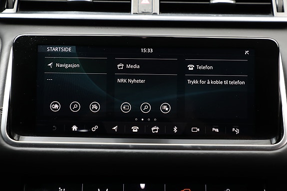 Land Rover Range Rover Velar 23 of 30