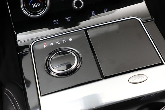 Land Rover Range Rover Velar 30 of 30