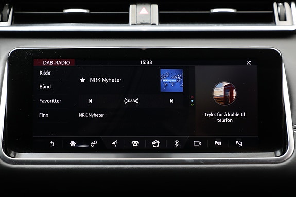 Land Rover Range Rover Velar 22 of 30