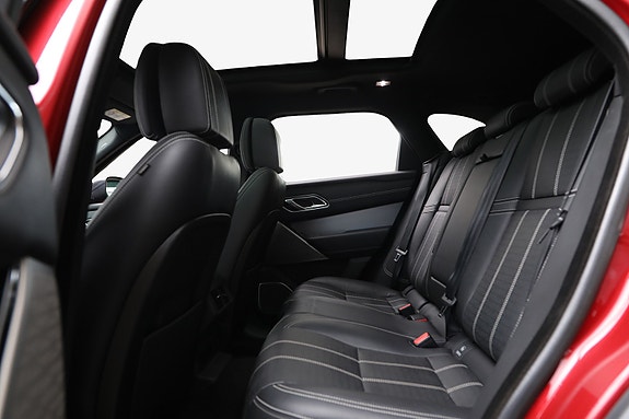 Land Rover Range Rover Velar 17 of 30