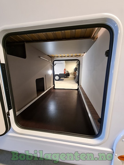 Etrusco T 6.9 SB Hymer/ NYBIL / Solcelle / Ryggekamera / Markise / Lettmetallfelger / Stor gjennomgående garasje / Skyroof / Gassalarm ++ 8 of 30