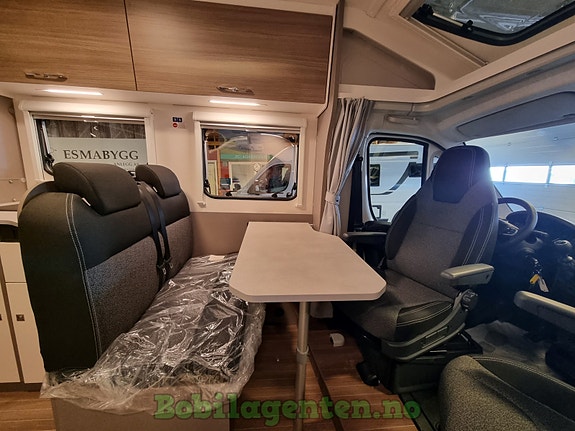 Etrusco T 6.9 SB Hymer/ NYBIL / Solcelle / Ryggekamera / Markise / Lettmetallfelger / Stor gjennomgående garasje / Skyroof / Gassalarm ++ 14 of 30