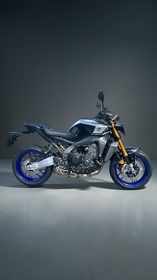 Yamaha MT-09 SP 2 of 5