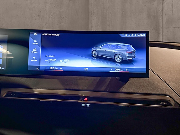 BMW iX 23 of 30