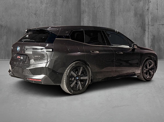 BMW iX 7 of 30