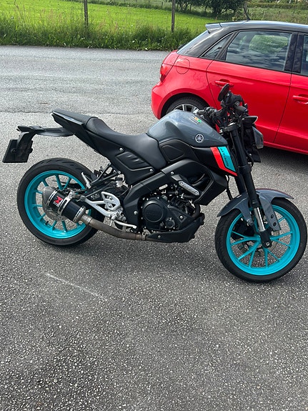 Yamaha MT-125 2 of 5
