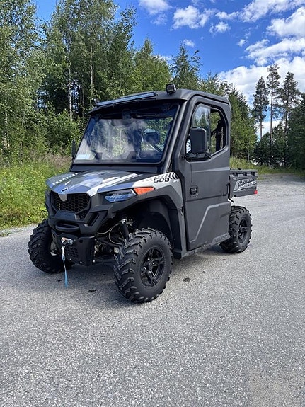CFMOTO UForce 600 3 of 5
