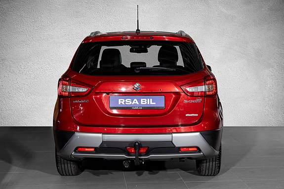 Suzuki SX4 S-Cross 4 of 5