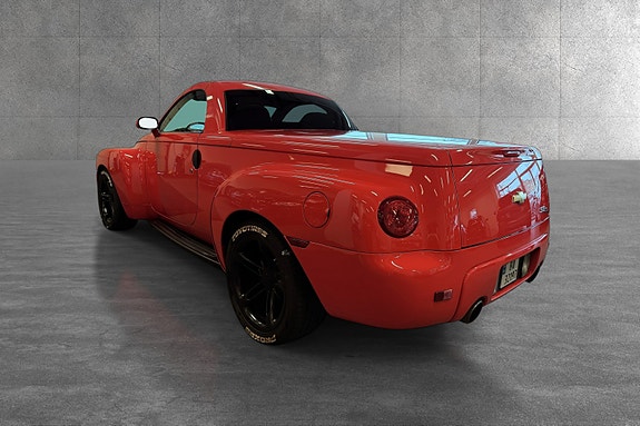 Chevrolet SSR 7 of 15