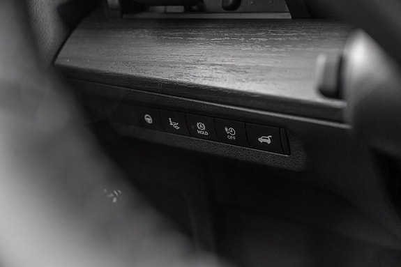 Nissan Ariya 17 of 29