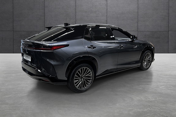 Lexus RZ450e 5 of 20