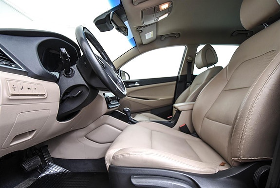 Hyundai Tucson 15 of 27