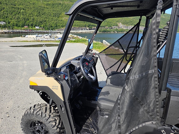 CFMOTO Uforce 600 2 of 5