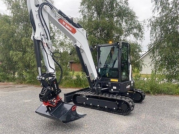 Bobcat E60 4 of 5
