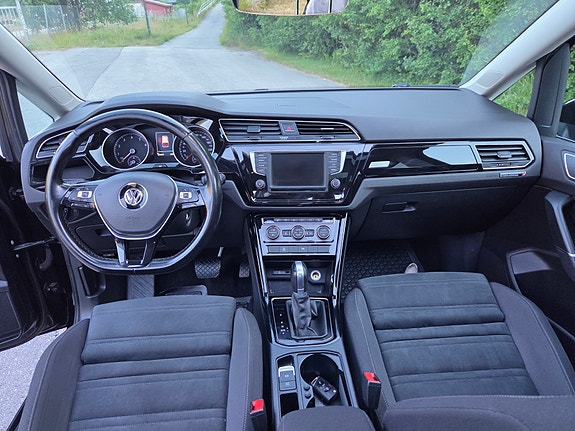 Volkswagen Touran 29 of 30