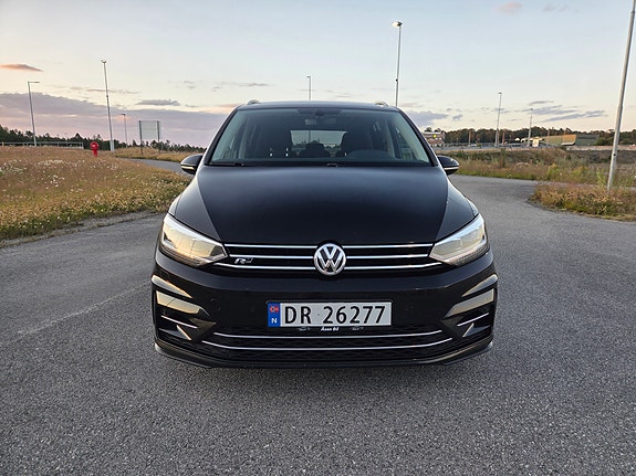 Volkswagen Touran 14 of 30