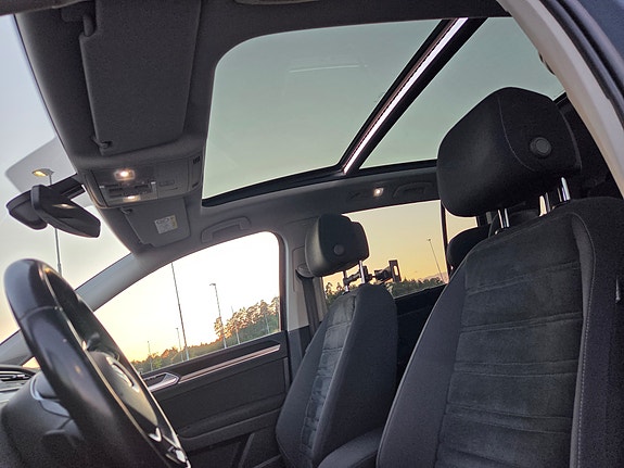 Volkswagen Touran 19 of 30