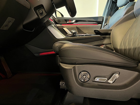 BYD Tang 8 of 30