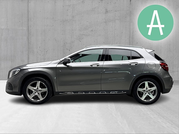 Mercedes-Benz GLA180 7 of 26