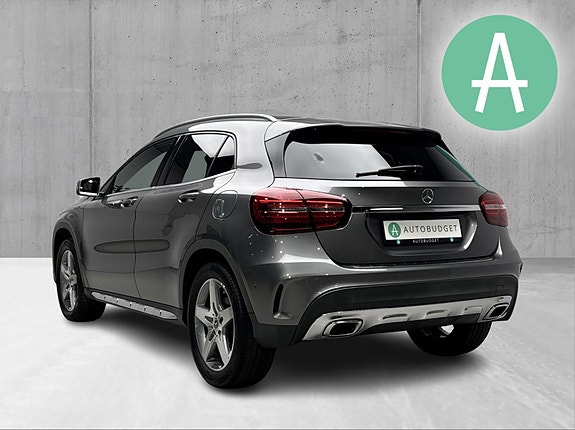 Mercedes-Benz GLA180 6 of 26