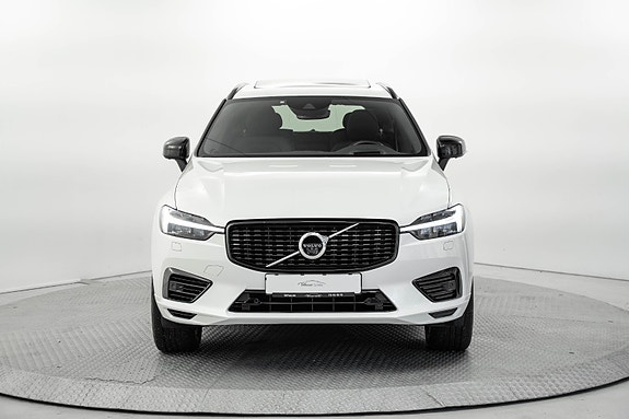 Volvo XC60 3 of 5