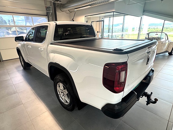 Volkswagen Amarok 4 of 15