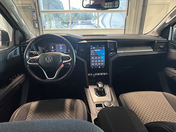 Volkswagen Amarok 15 of 15