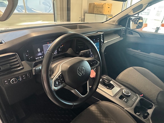 Volkswagen Amarok 13 of 15