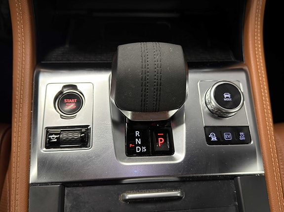 Jaguar F-PACE 28 of 30