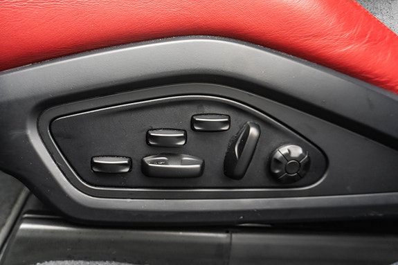 Porsche Taycan 22 of 30