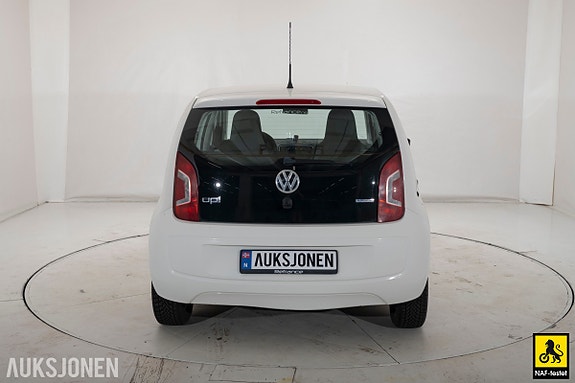 Volkswagen UP! 5 of 5