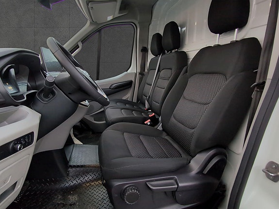 Maxus e-Deliver 9 13 of 24