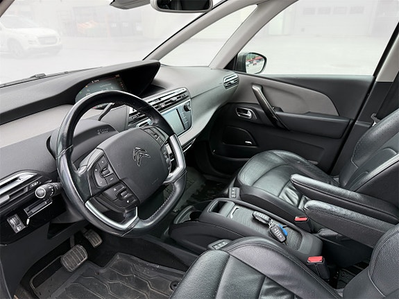 Citroen Grand C4 Picasso 9 of 12